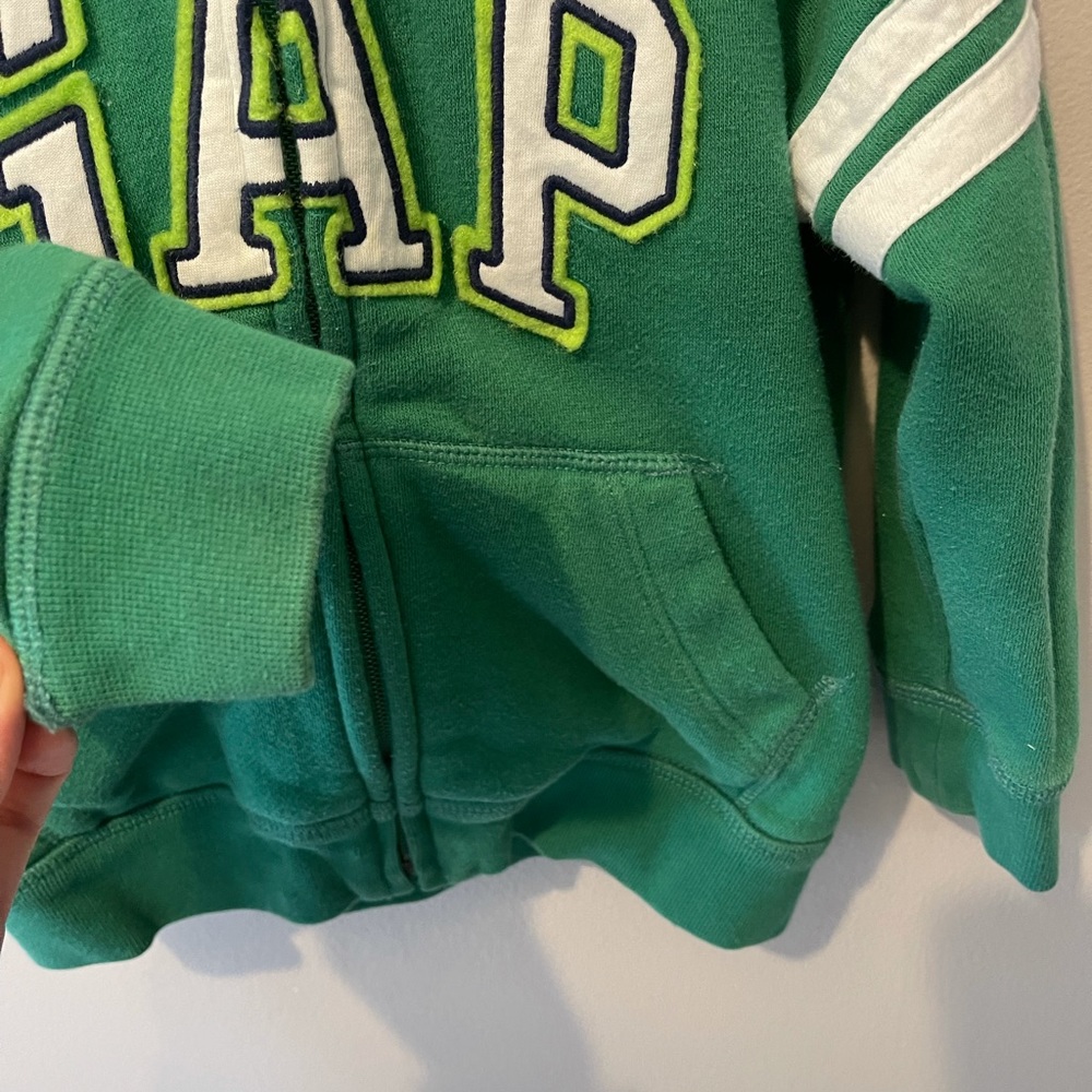 3 sweaters - Picture 12 of 16